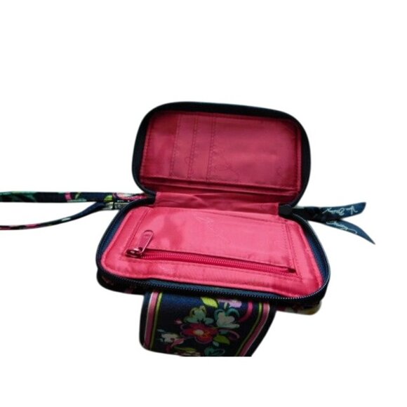 Vera Bradley Zip Around Wristlet Style Wallet - Picture 3 of 3